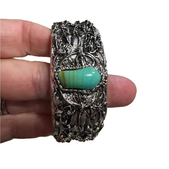 Vintage Silver Butterfly and Turquoise Cuff Bracelet - Picture 3 of 7